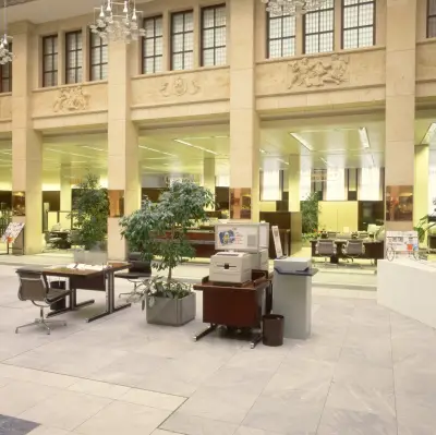 Kassenhalle der Sparkasse am Brill